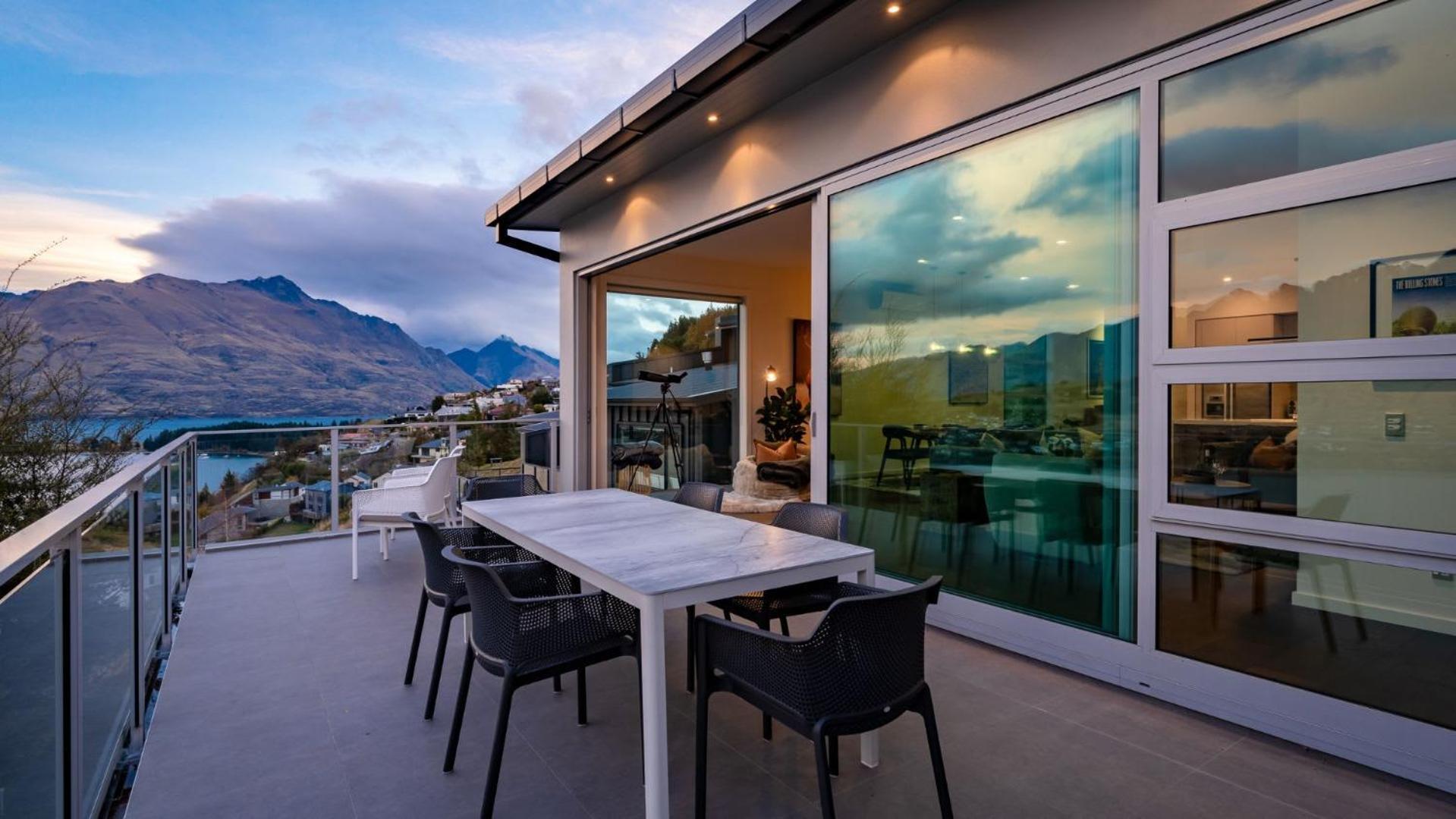 Tahuna Vista-Fire Place-Hot Tub -Free Parking -Bbq Queenstown Buitenkant foto